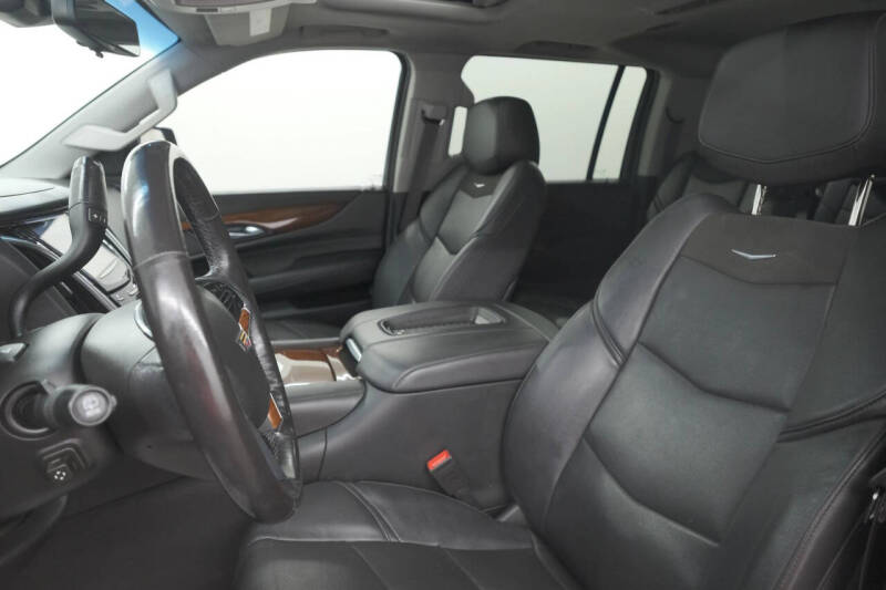 2019 Cadillac Escalade ESV Luxury