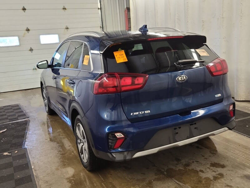 Used 2020 Kia Niro LX with VIN KNDCB3LC0L5447661 for sale in Rockford, IL