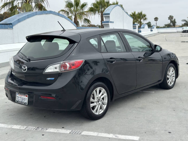 2013 Mazda MAZDA3 i Touring