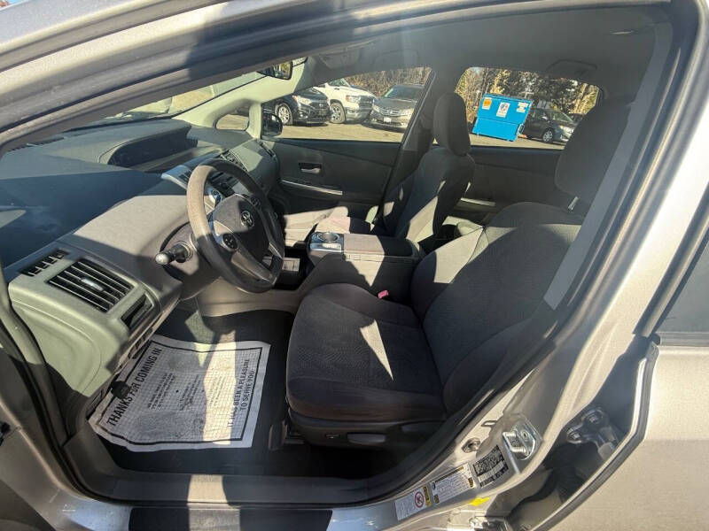 2012 Toyota Prius v Three