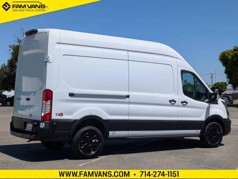 2022 Ford E-Transit 350