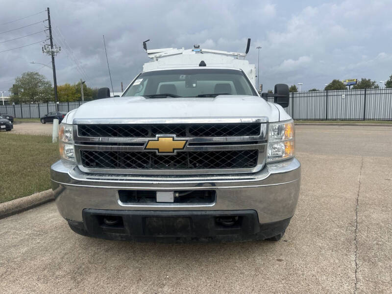 2013 Chevrolet Silverado 3500 Chassis Cab Work Truck's photo