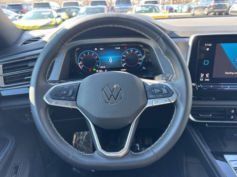 2025 Volkswagen Atlas Cross Sport SE