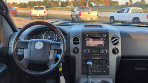 2008 Lincoln Mark LT