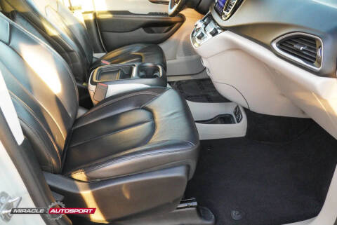 2017 Chrysler Pacifica