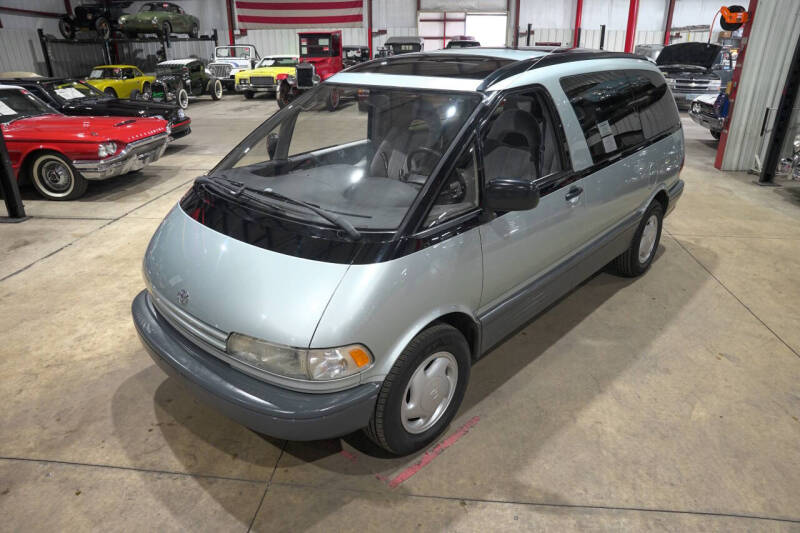 1992 Toyota Previa LE