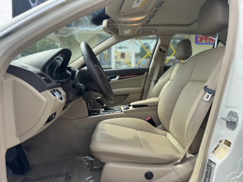 2011 Mercedes-Benz C-Class