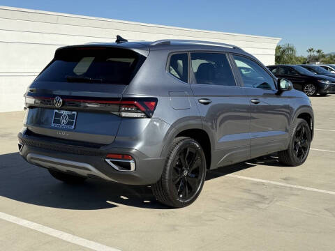 2026 Volkswagen Taos SE