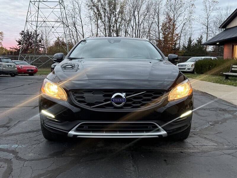 2017 Volvo V60 Cross Country T5 Premier