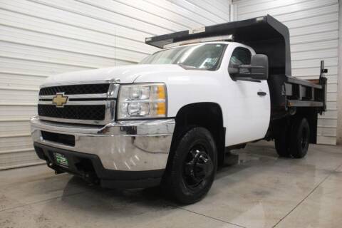 2011 Chevrolet Silverado 3500HD for sale at Route 21 Auto Sales in Canal Fulton OH