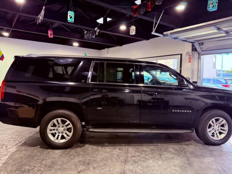 2020 Chevrolet Suburban LT