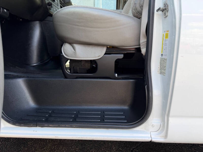 2021 Chevrolet Express 2500