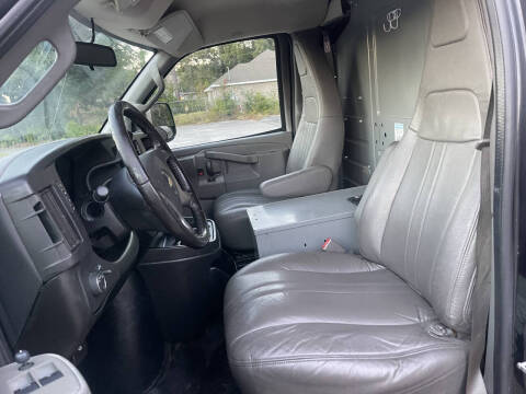 2017 Chevrolet Express 2500