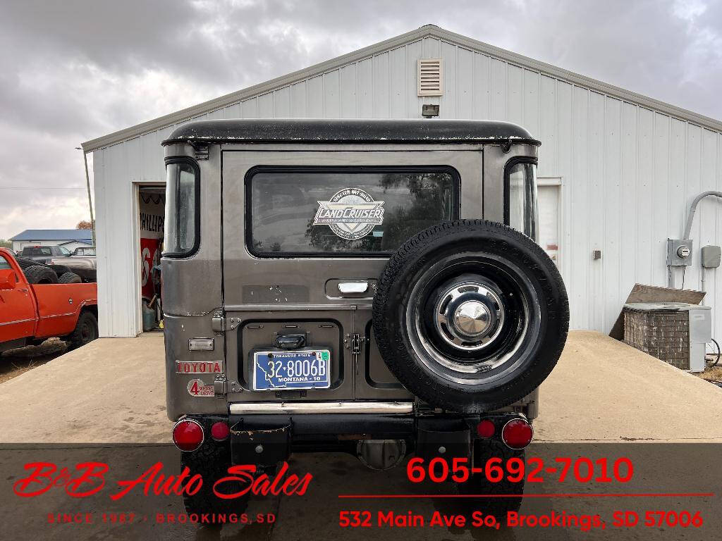 1970 Toyota Land Cruiser 10