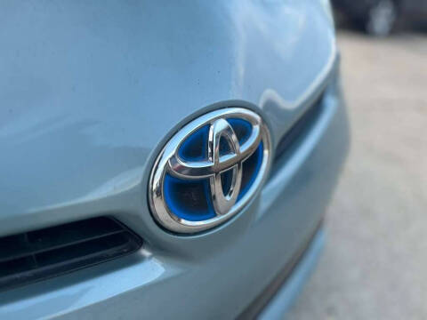 2013 Toyota Prius Three