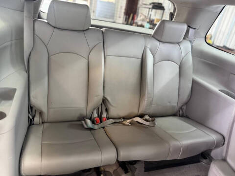 2008 Saturn Outlook XR