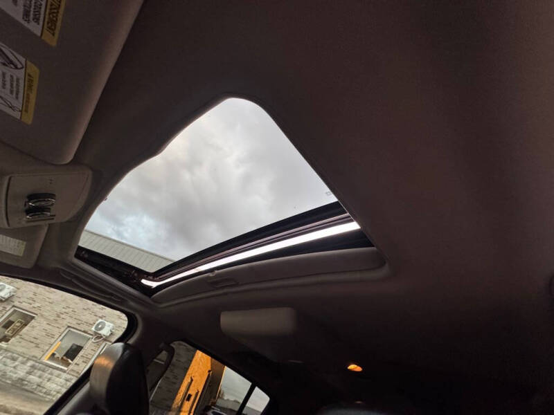 2014 Nissan Armada SV