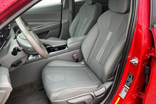 2022 Hyundai Elantra