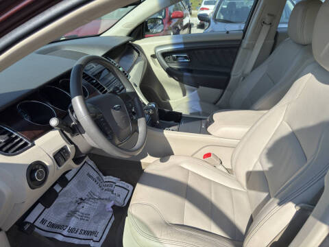 2012 Ford Taurus SEL