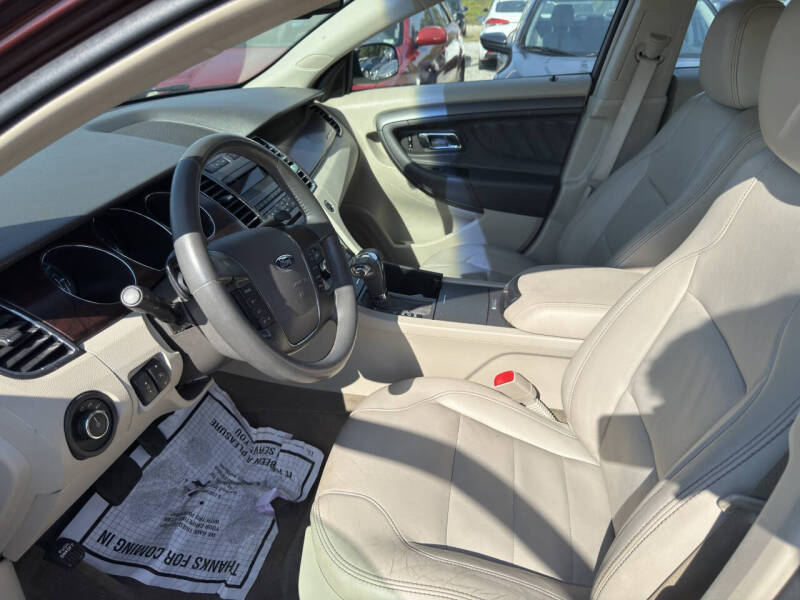 2012 Ford Taurus SEL