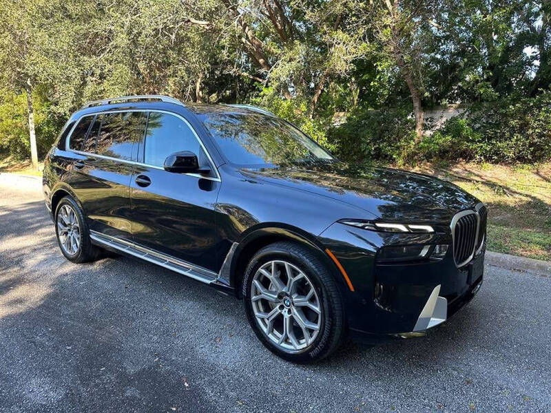 2024 BMW X7 40i's photo
