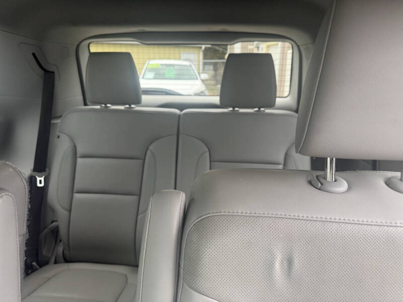 2017 GMC Acadia SLT-1