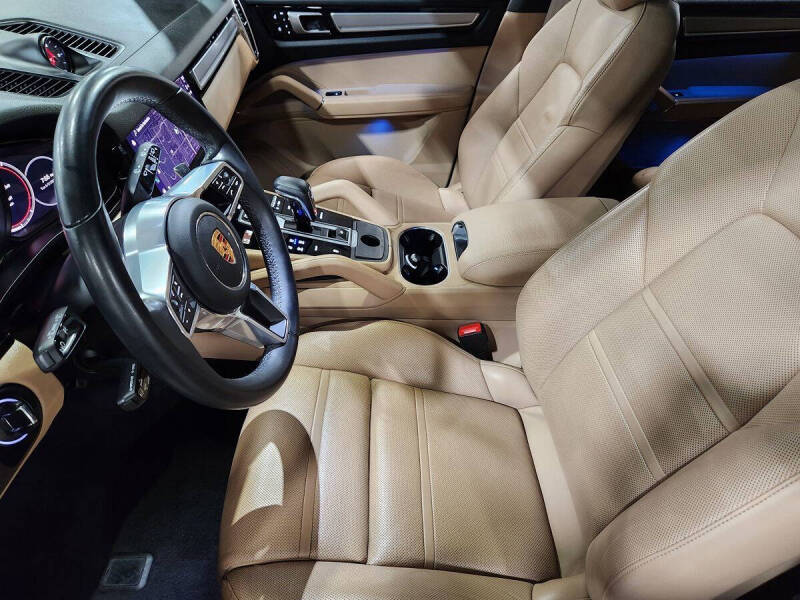 2023 Porsche Cayenne