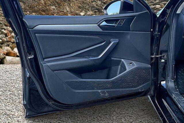 2019 Volkswagen Jetta R-Line