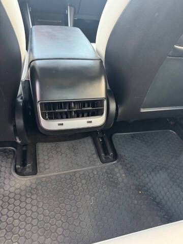 2019 Tesla Model 3 Standard Range