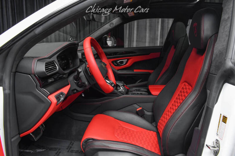 2022 Lamborghini Urus