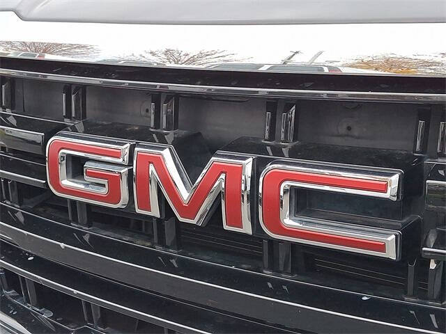 2022 GMC Yukon SLE