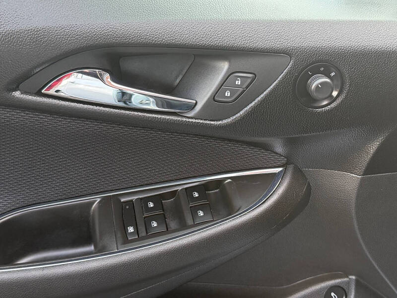 2017 Chevrolet Cruze LT Auto