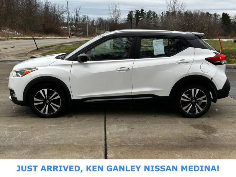 2019 Nissan Kicks SR