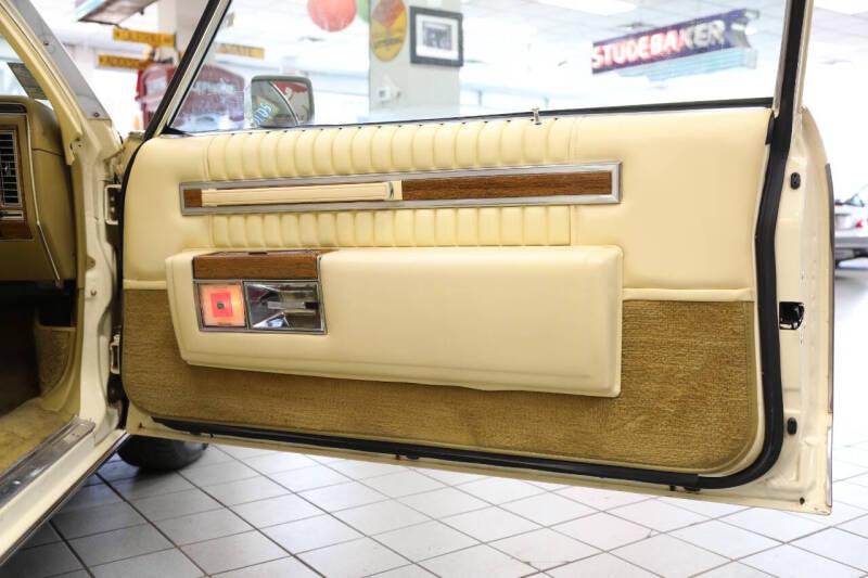 1983 Cadillac DeVille