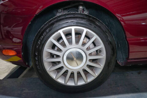 2004 Ford Thunderbird Deluxe