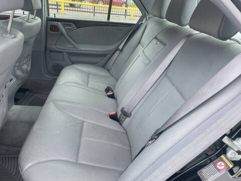 2000 Mercedes-Benz E-Class E 320