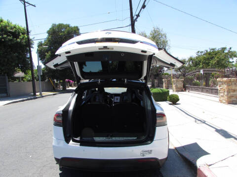 2016 Tesla Model X 90D