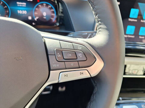 2026 Volkswagen Atlas Cross Sport SEL Premium R-Line 4Motion