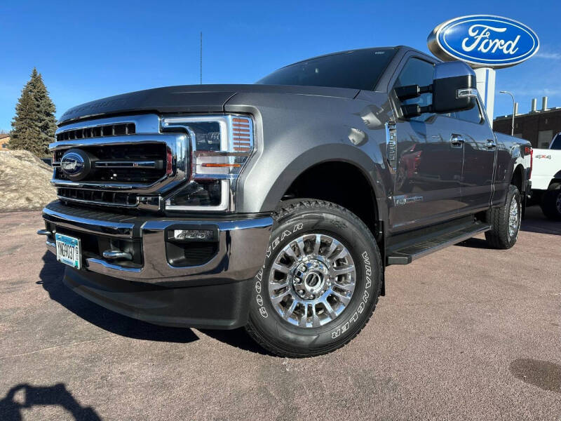 Used 2022 Ford F-350 Super Duty Lariat with VIN 1FT8W3BT2NEC64664 for sale in Windom, Minnesota