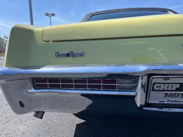 1965 Buick Riviera 27