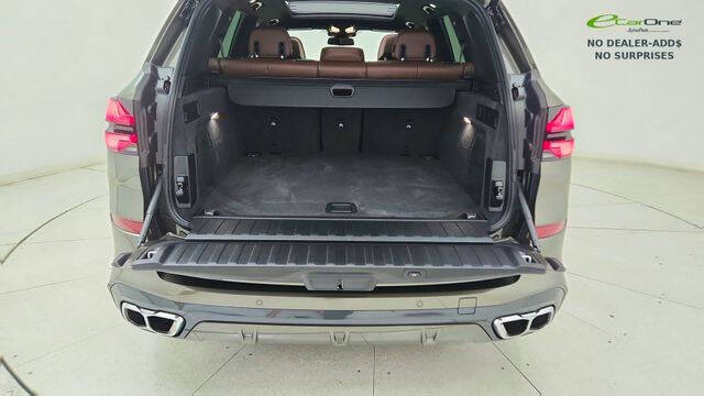 2025 BMW X5 M60i