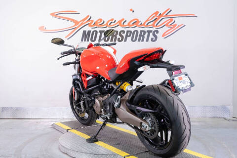 2016 Ducati Monster 821 Stripe