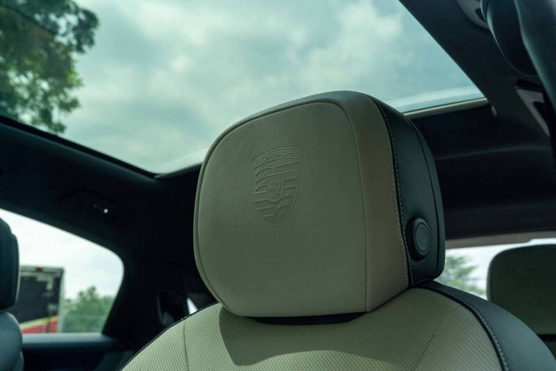 2025 Porsche Cayenne Coupe