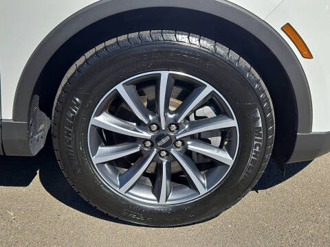 2022 Lincoln Nautilus Standard