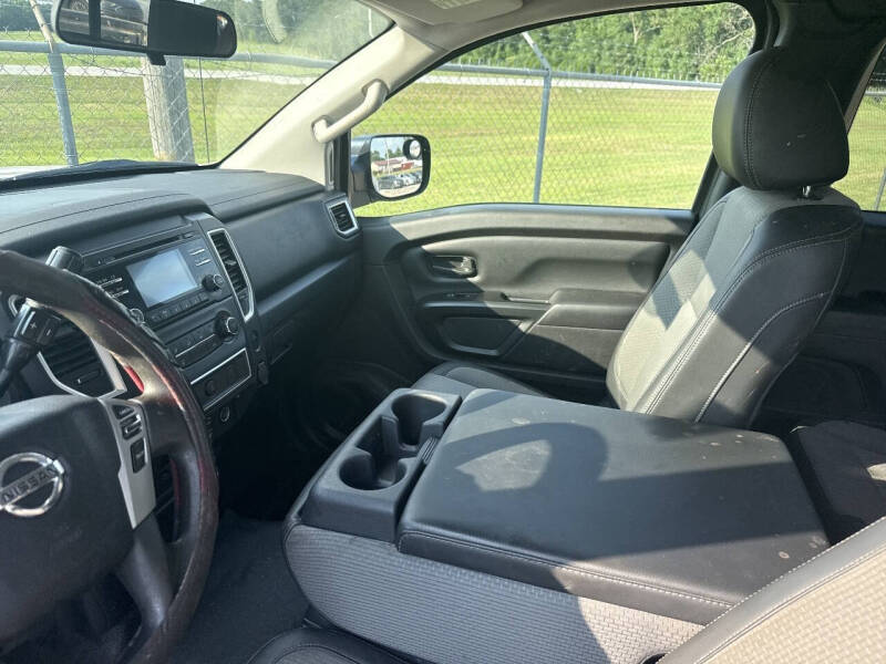 2017 Nissan Titan S