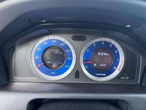 2011 Volvo XC60 T6 R-Design