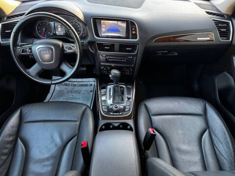 2012 Audi Q5 3.2 quattro Premium Plus