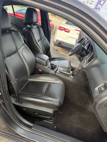 2019 Dodge Charger SXT