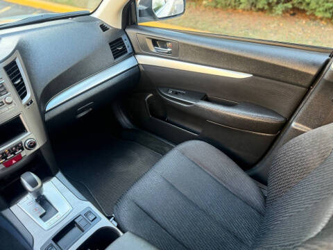 2012 Subaru Outback 2.5i