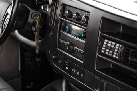 2023 Chevrolet Express 2500